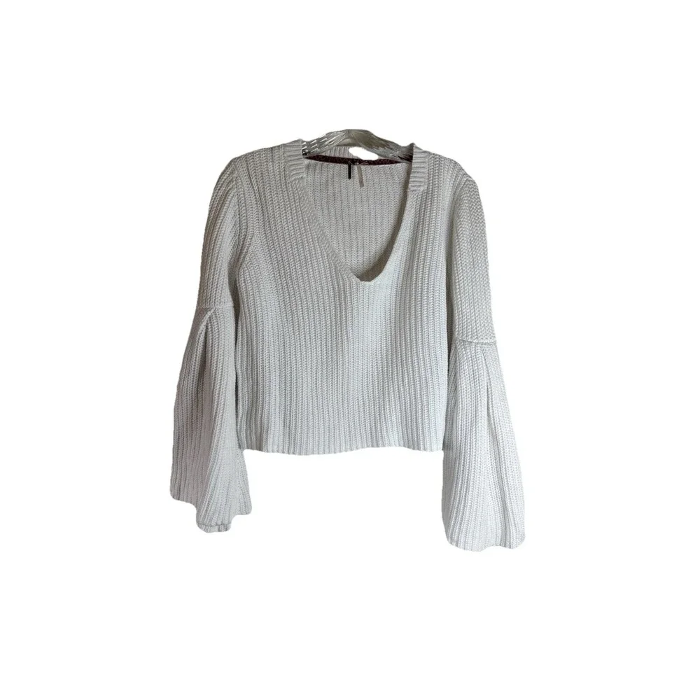 Free People Size‎ SP Cable Knit V Neck Damsel White Bell Sleeve Cotton Sweater